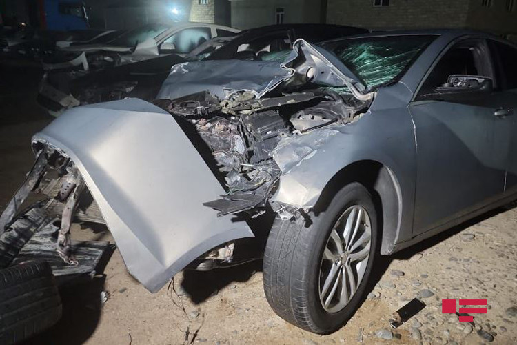Qadın sürücü 2 avtomobili yararsız hala saldı, ölən var -FOTO 