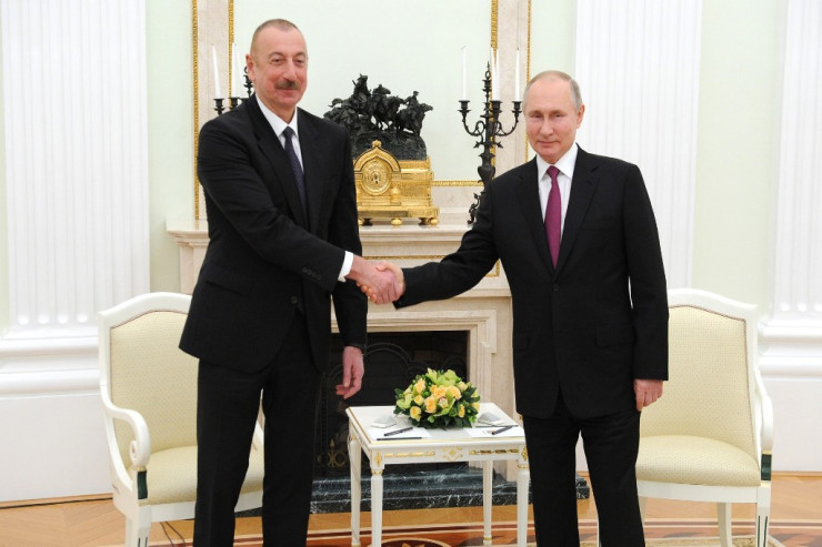 İlham Əliyev Astanada Putinlə görüşəcək