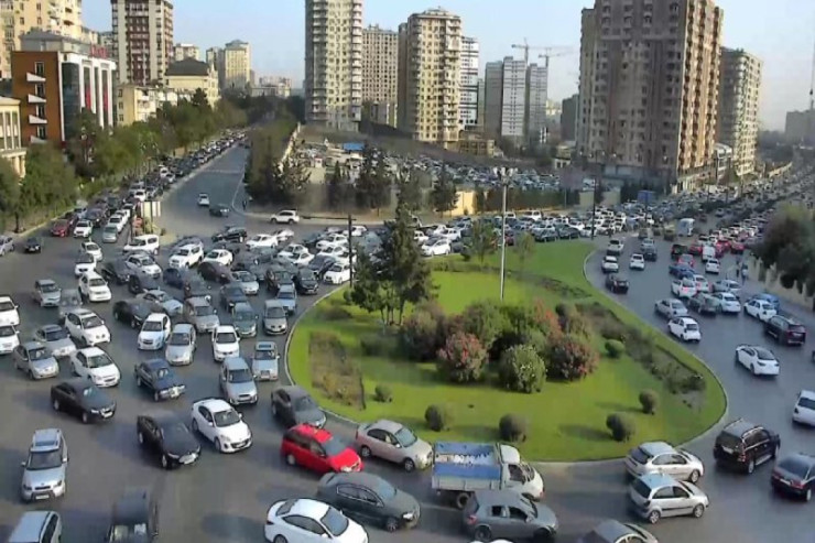 Bakıda bu yollarda sıxlıq var - SİYAHI