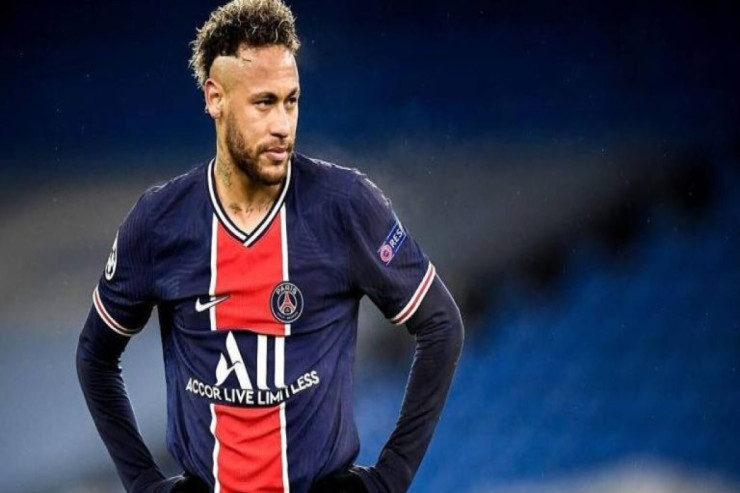 Neymar çəkindiyi müdafiəçini  açıqladı