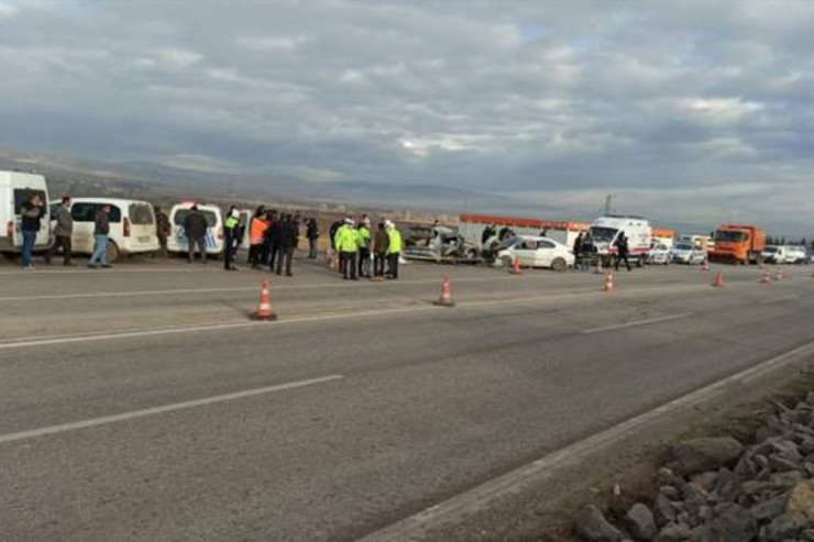 "KamAZ" Gömrük Akademiyasının müəllimi və tələbəsini vurub öldürdü - FOTO 