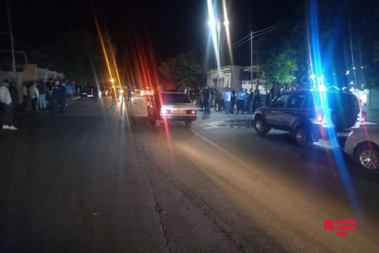 Bərdədə avtomobil 2 piyadanı vurdu, sürücü...  -FOTO 
