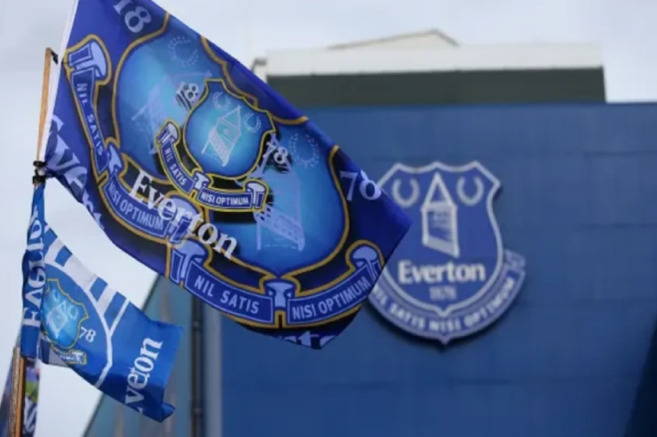 “Everton”  satılır 