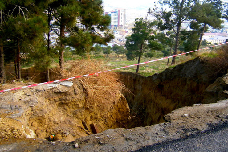 Bu bölgələrimizdə SÜRÜŞMƏ TƏHLÜKƏSİ  artıb