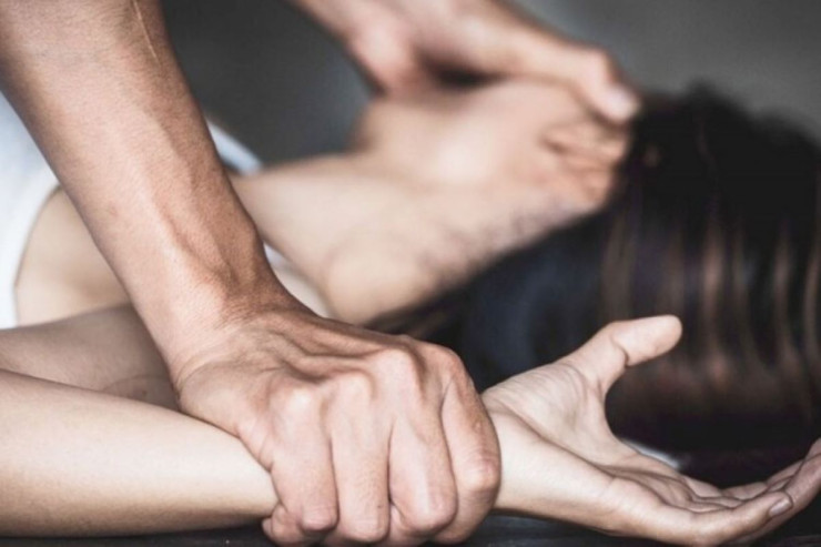 Məşhur aktyor cinsi təcavüzdə ittiham olunur - FOTO 