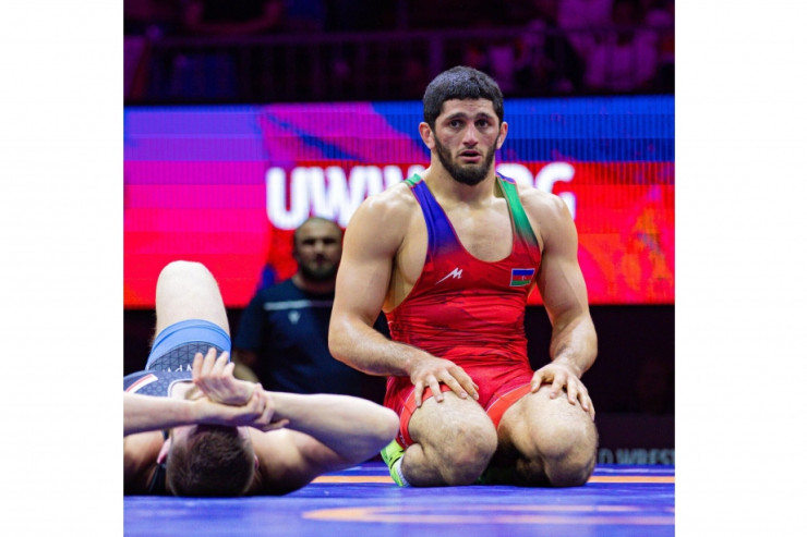 Güləşçimiz  Avropa çempionatında gümüş medal qazandı