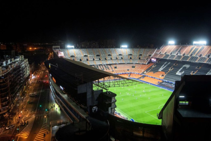 “Valensiya” azarkeşlərindən XAHİŞ EDƏCƏK: Stadionda  günəbaxan tumu   yeməyin