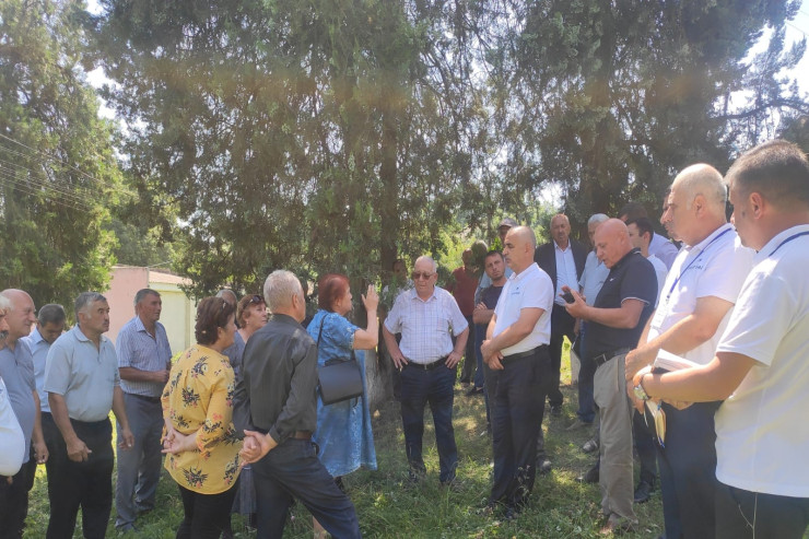 Qusarın Avaran kənd sakinləri "Açıq mikrofon"da 