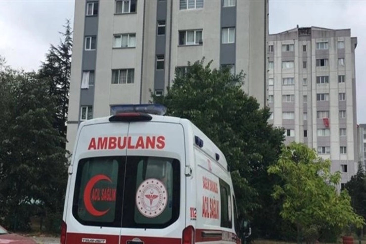 Sevgilisini tozsoranın şunuru ilə boğub öldürdü 