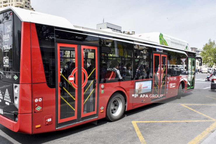 Bakıda 142 avtobus gecikir