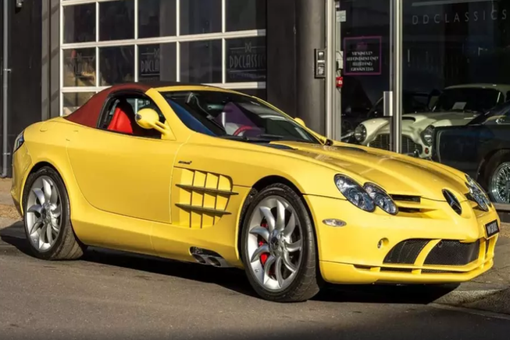 Yeganə sarı rəngli “Mercedes”  satışa çıxarıldı