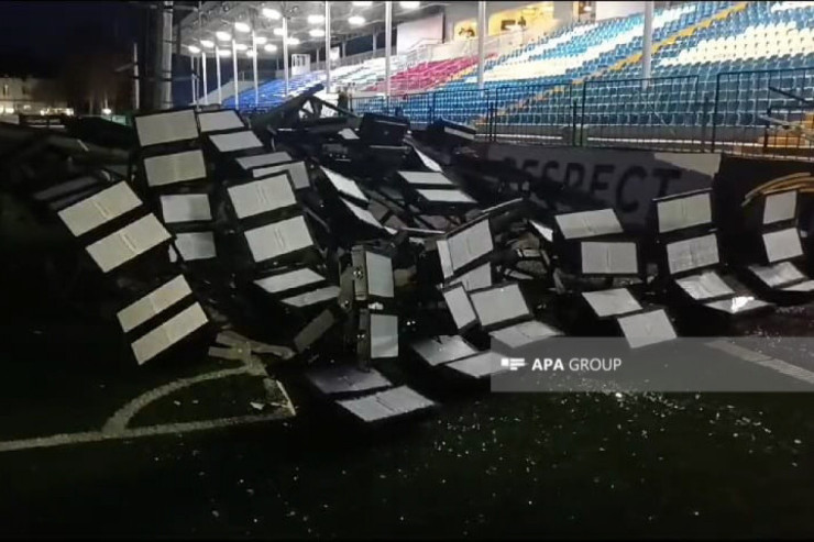 Tovuzda güclü külək işıq dərəyini aşırdı, futbol təxirə düşdü