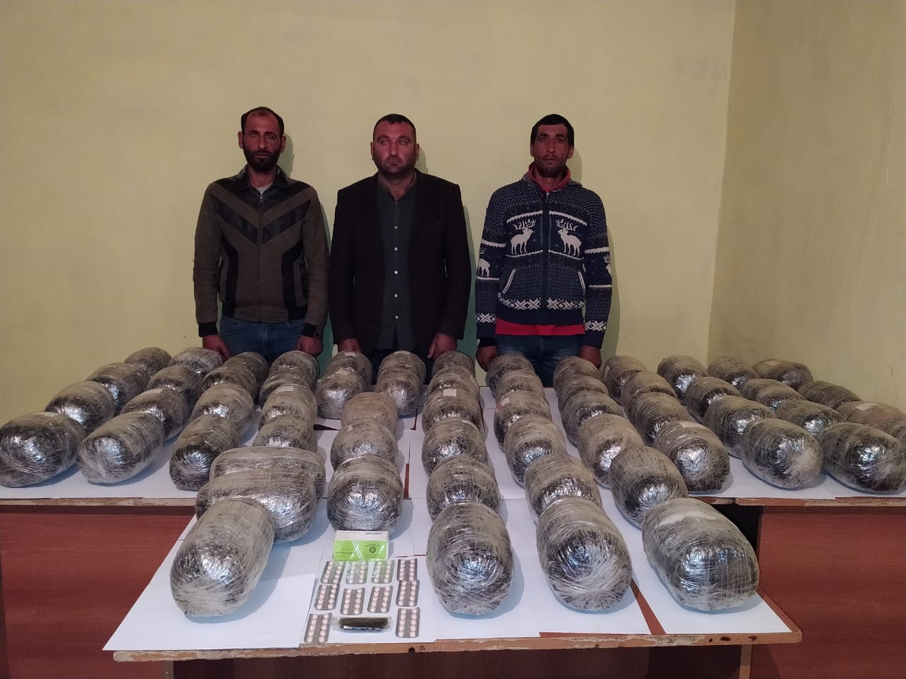 İrandan Azərbaycana 64 kilo narkotik keçirmək istəyən dəstə tutuldu