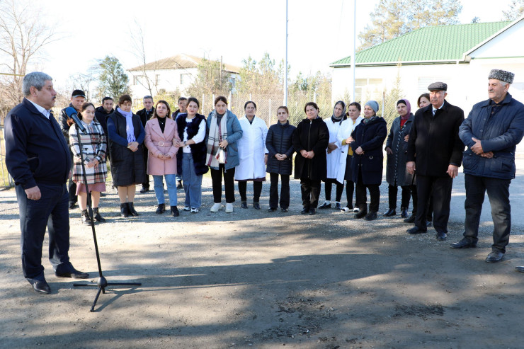 Gəlmə kənd sakinlərinin qaz ilə bağlı sualları "Açıq mikrofon"da 