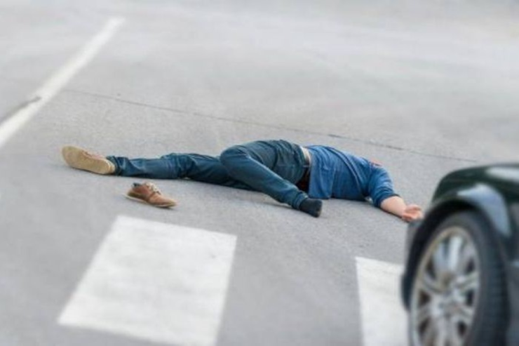 Maşın 33 yaşlı kişini vurub ÖLDÜRDÜ 