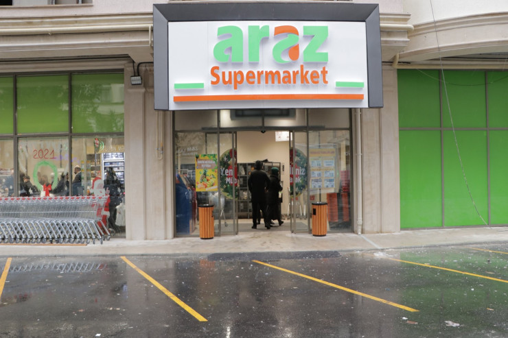 "Araz Supermarket" məhkəməyə verildi - müştəri aldadılıb