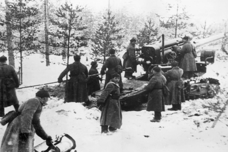 "Əsgər ayaqlarını qaşımağımı istədi, ancaq ayaqları yox idi" - 102 yaşlı qadın müharibədən danışdı 