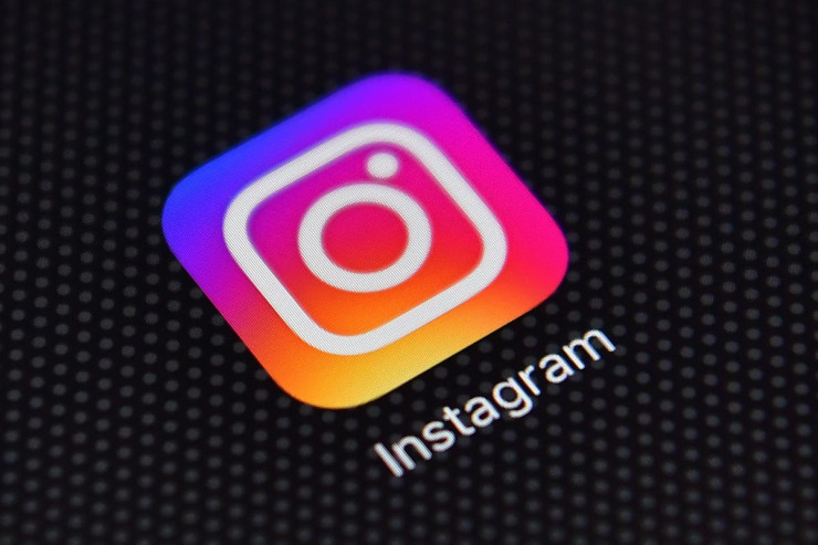 "Instagram"da ən çox izləyicisi   olan məşhur