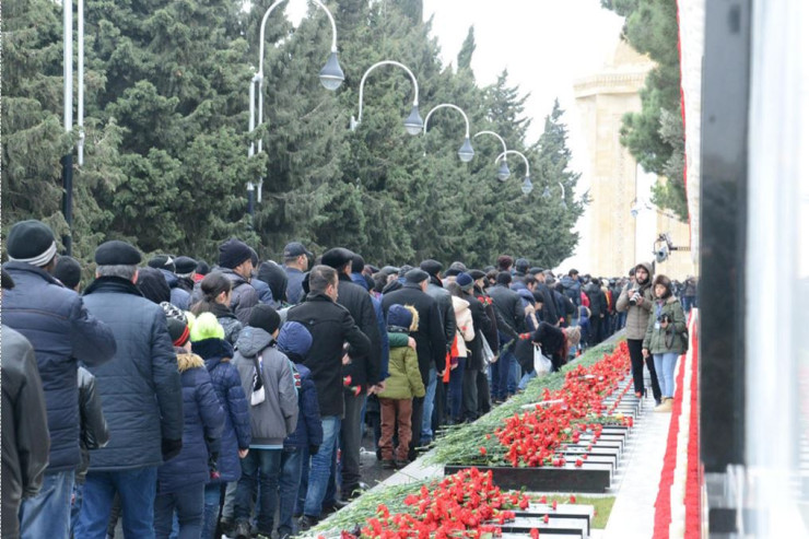 Şəhidlər Xiyabanını ziyarət zamanı qarışıqlıq yaradan həbs olundu