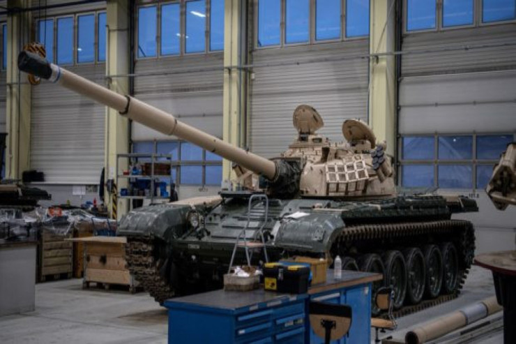 Ukrayna Afrikadan sovet tankları  aldı
