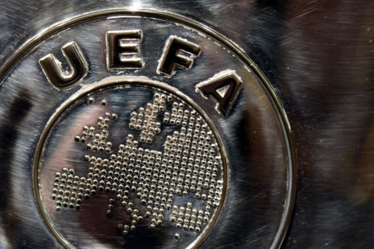 UEFA  seçmə mərhələ oyunlarının   sayını azaltmaq istəyir