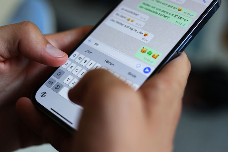 “WhatsApp”dan daha bir YENİLİK:  Mesajları təzə telefona belə köçürün