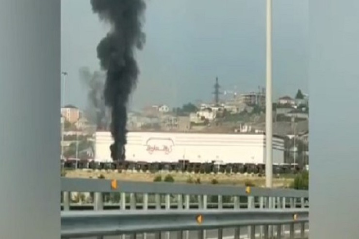 “BakuBus”ın anbarında yanğın - VİDEO 