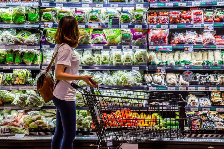 Supermarketdəki  ömrü qısaldan   məhsullar