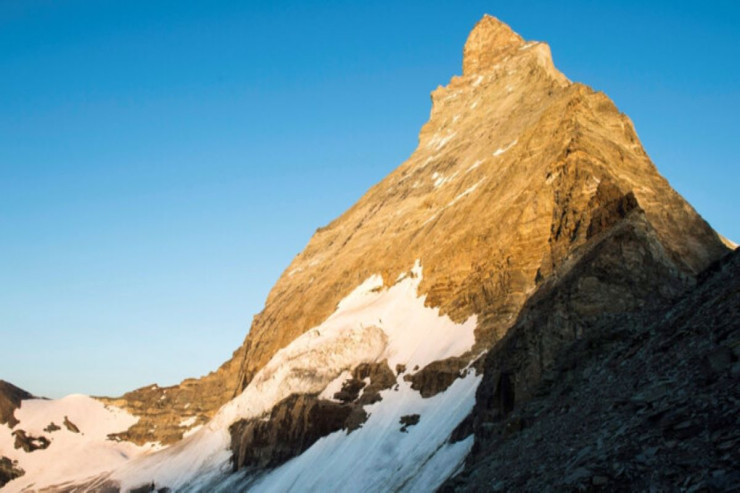 37 ildir itkin düşən alpinistin qalıqları tapıldı