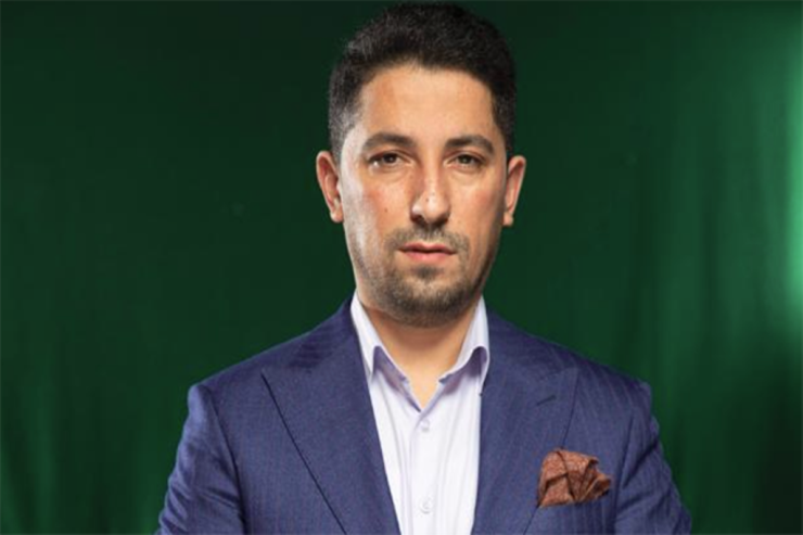 Bakıda özünü öldürmək istəyən jurnalist polisə aparıldı - YENİLƏNİB 