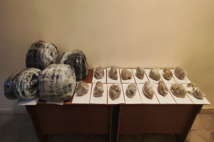 İrandan gətirilən 31 kilodan çox narkotik  Naxçıvanda ələ keçirildi