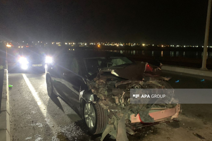 Avtomobil ağırtonajlı maşına çırpıldı, 1 nəfər... 