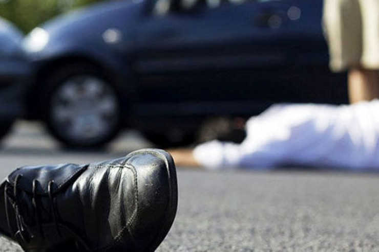 Bakı-Qazax yolunda FACİƏ:  Başını çölə çıxaran sərnişin öldü