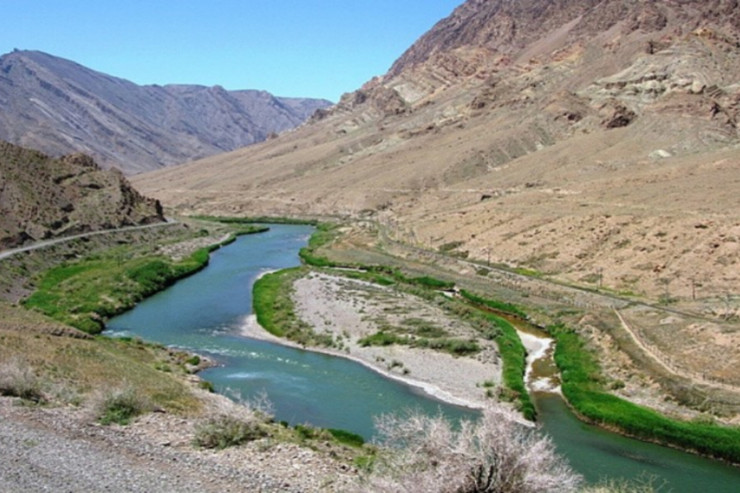 Ermənilərin Araz çayını çirkləndirməsini sübut edən VİDEO 