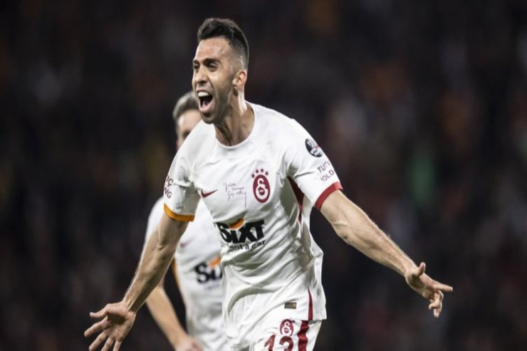 “Qalatasaray”dan  ayrıldığını   AÇIQLADI