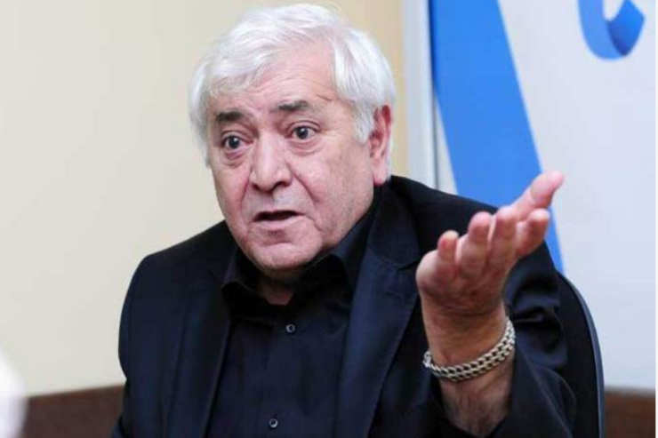 "Media da FETÖ-çülərin əlindən  qan ağlayır"   - Aqil Abbas