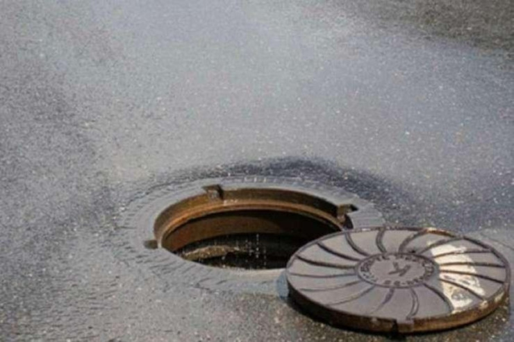 Kişi kanalizasiyada boğuldu