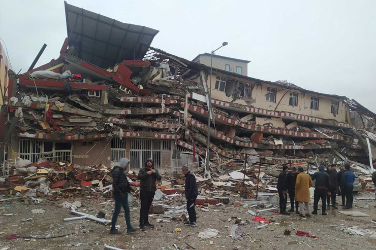 Türkiyədə zəlzələdə ölənlərin SON STATİSTİKASI 