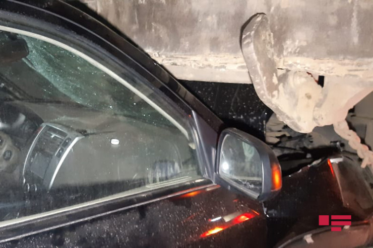 Yük avtomobili ilə minik maşını toqquşdu,  5nəfər...   - ADLAR  - YENİLƏNİB  - FOTO 