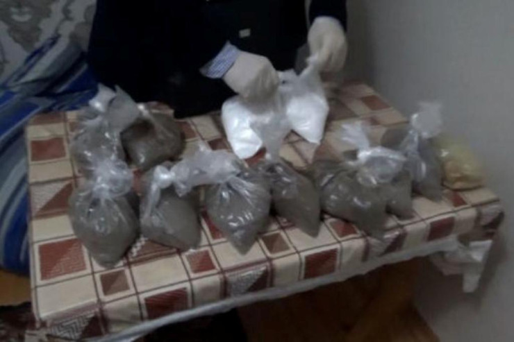 Dünən 64 kiloya  yaxın narkotik ələ keçirilib