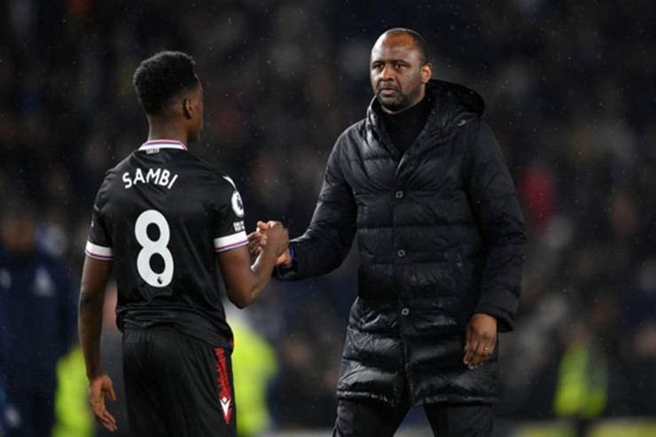 Viyeranı London klubundan  qovdular 