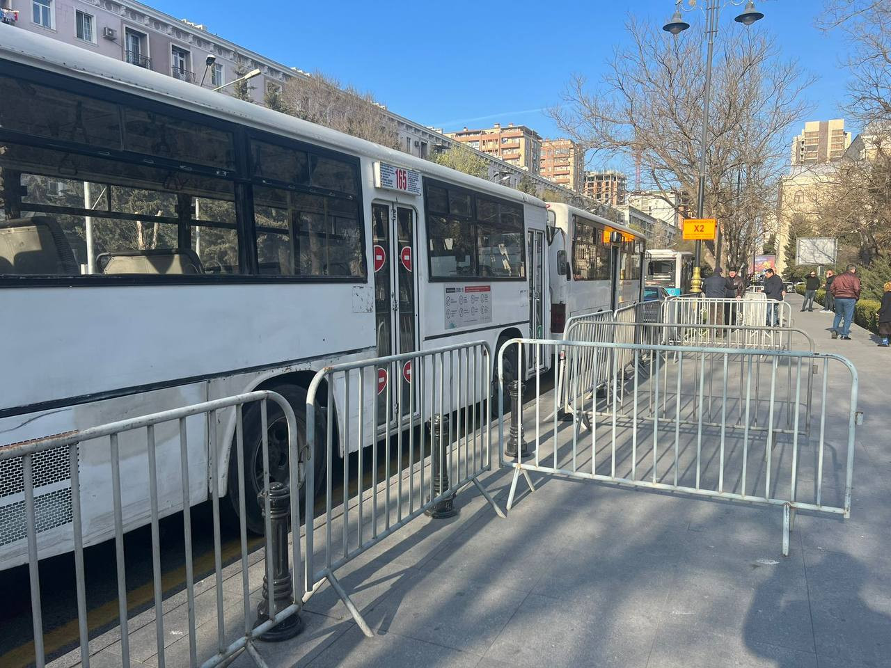 BNA : Azarkeşlərin daşınması üçün avtobuslar hazır vəziyyətdədir