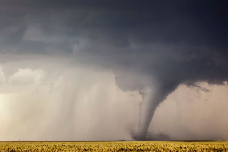 Tornado avtomobilləri bu vəziyyətə saldı-VİDEO 