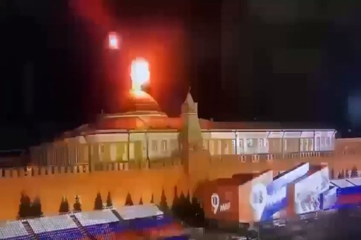 Ukrayna PUA-ları Kremlin binasına hücum etdi - VİDEO 
