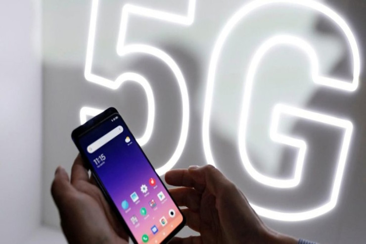 “Huawei” şirkəti 5G dəstəkli smartfon  hazırlayacaq