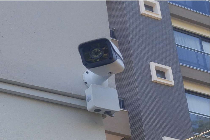 Yaşayış binalarına qoyulan kameralarla bağlı polisdən AÇIQLAMA 