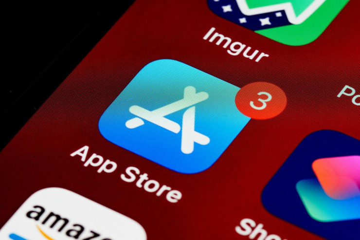 “App Store”da fırıldaqçı  investisiya tətbiqləri aşkar edildi