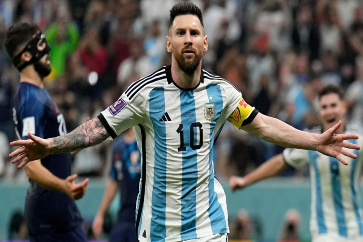 Messi tarixi rekorda imza atdı