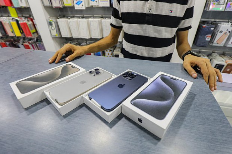 “Apple” şirkəti  yeni telefonların   qiymətini qaldıracaq