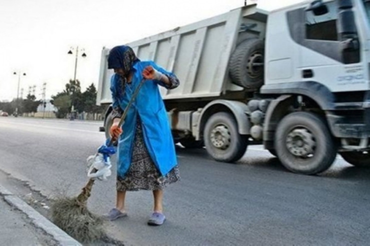 Yol polisindən  süpürgəçilərlə bağlı   sürücülərə MÜRACİƏT